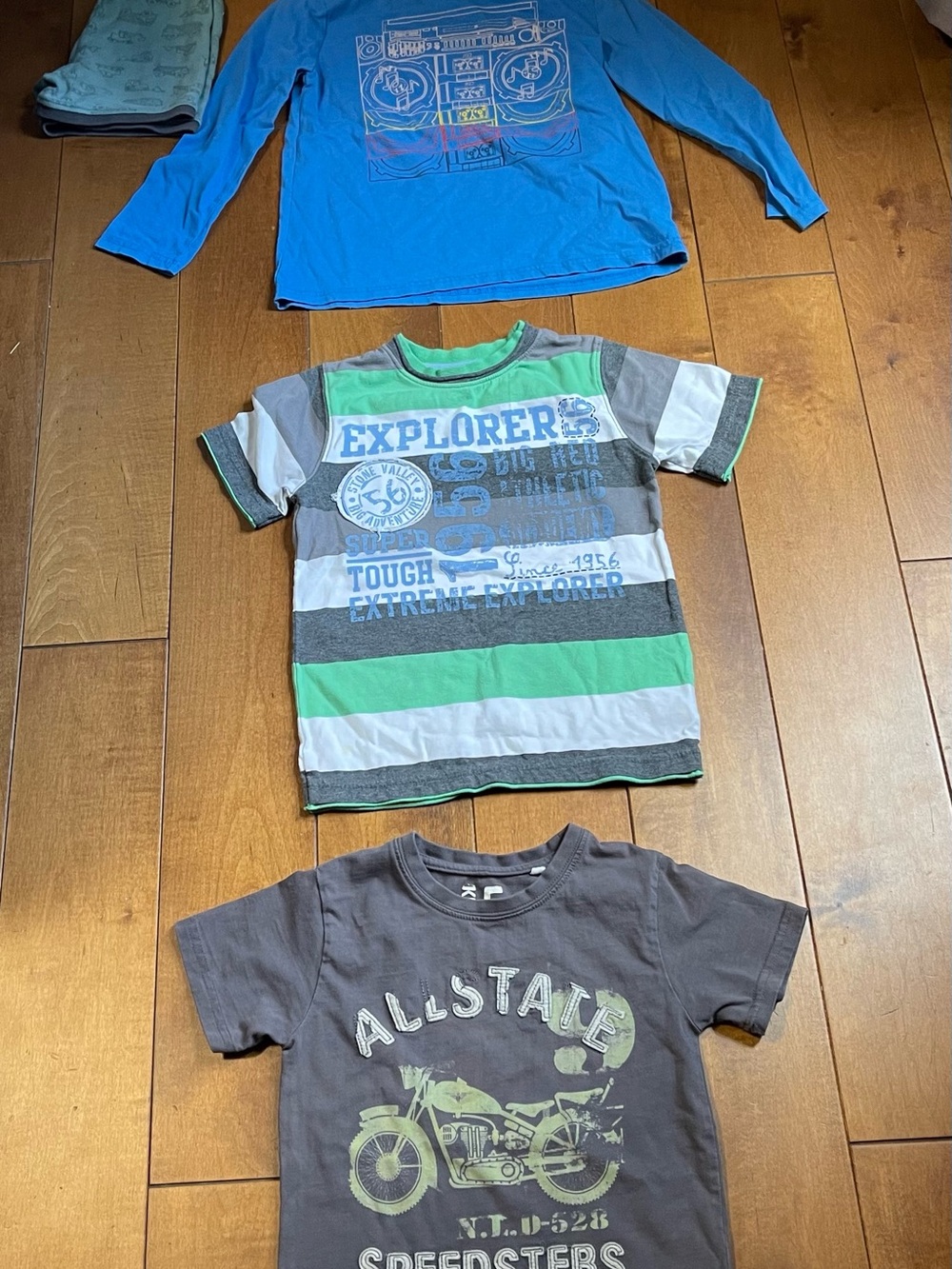 Explorer Striped Tee - Green, Gray & White Kids Short Sleeve Shirt
